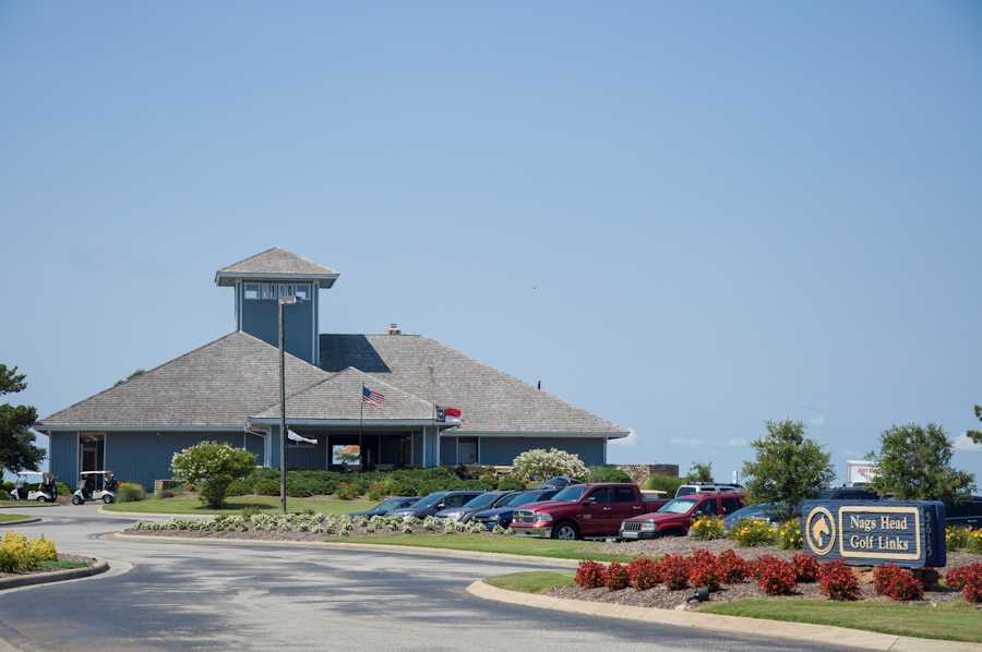 Front of Nags Head Golf Links building